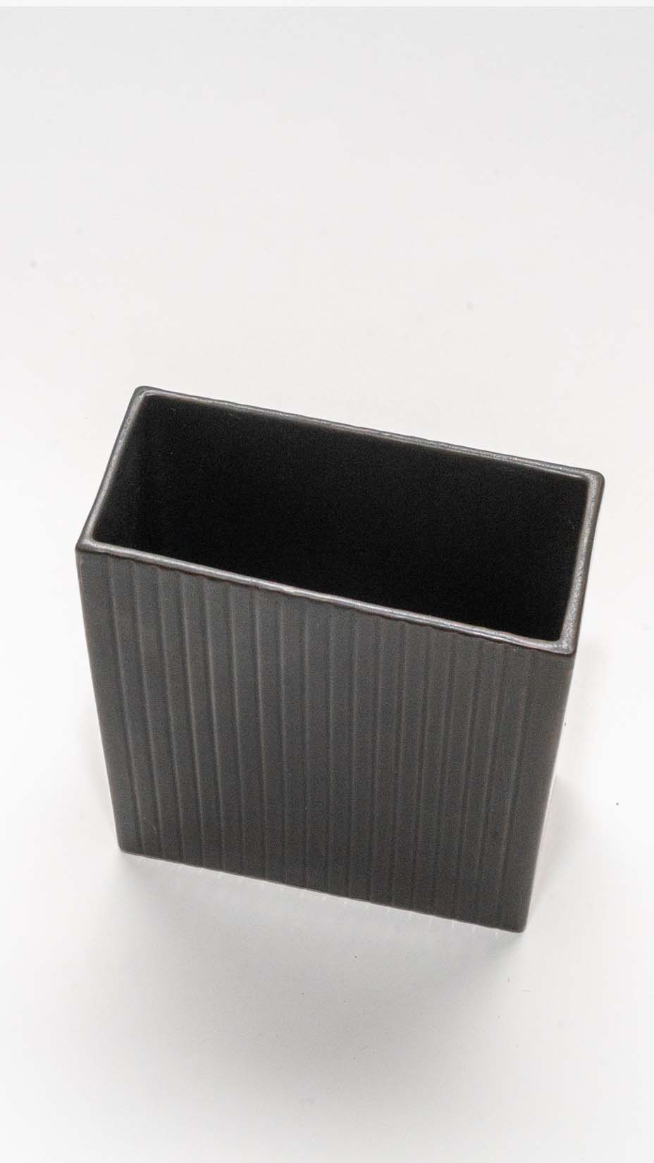 Arabia, Angular Vase, Black/Dark Brown