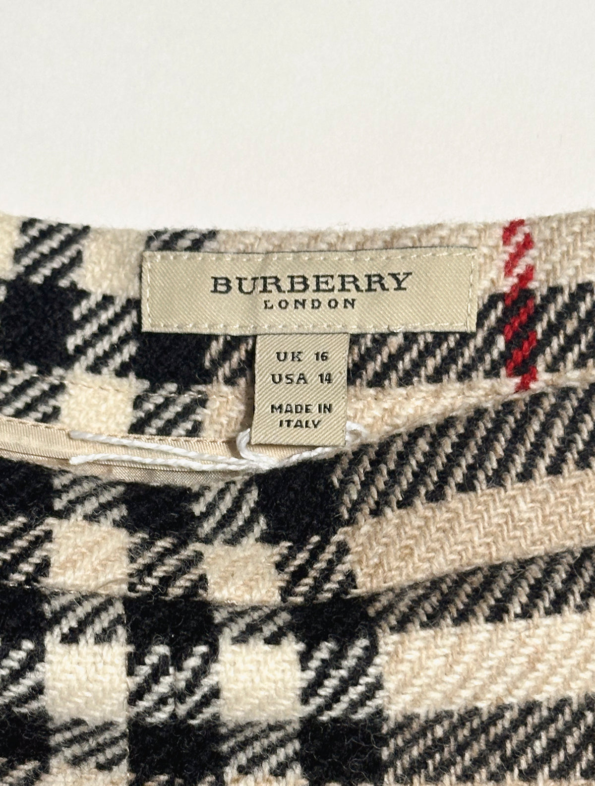 Burberry, Wool Nova Check skirt, UK16 / US14, made in Italy