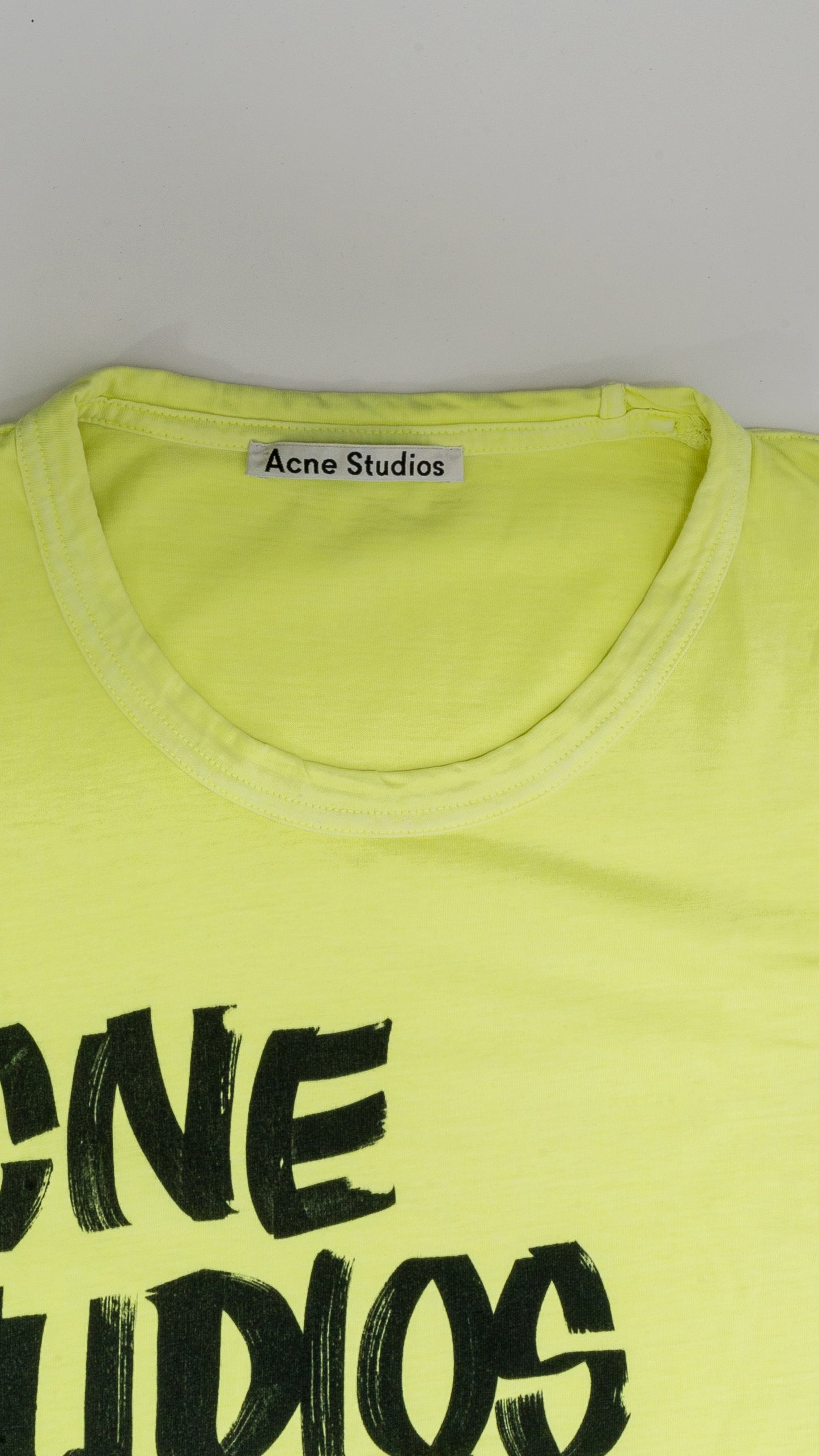 Acne Studios exclusive T-shirt — bright yellow